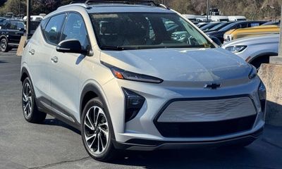 2023 Chevrolet Bolt EUV Premier