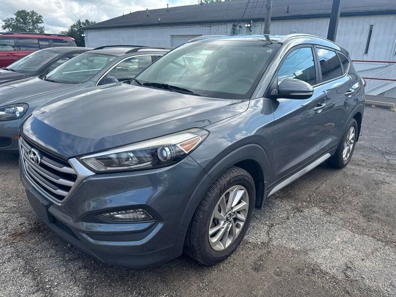 2017 Hyundai Tucson — a typically priced live listing