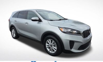 2019 Kia Sorento L LX S