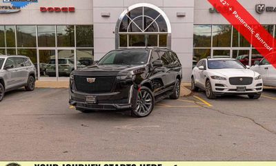 2023 Cadillac Escalade ESV Sport