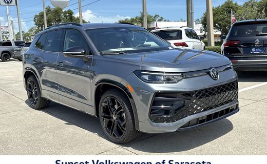 2026 Volkswagen Tiguan SE Black