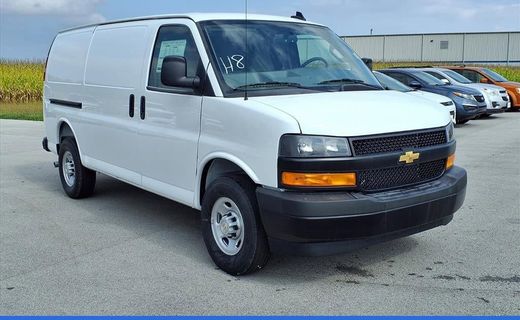 2025 Chevrolet Express Cargo