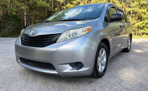 2012 Toyota Sienna