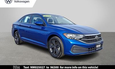 2022 Volkswagen Jetta SE W Sunroof