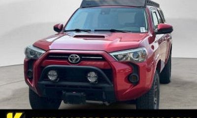 2021 Toyota 4RUNNER TRD Offroad