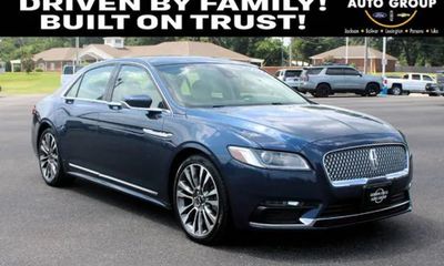 2017 Lincoln Continental Reserve