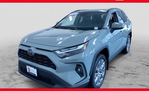 2023 Toyota RAV4 XLE Premium