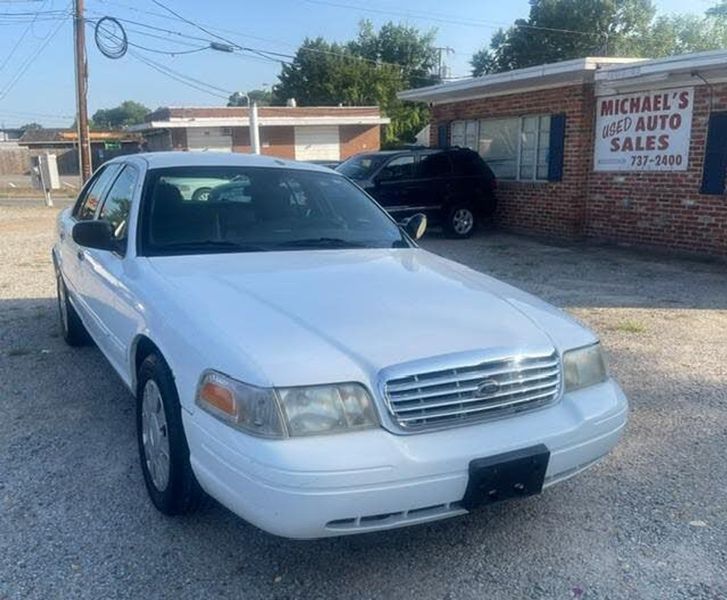 2008 Ford Crown Victoria — a typically priced live listing