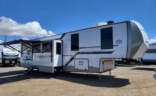 2025 Wildwood Heritage Glen 375FAM RV