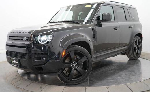2024 Land Rover Defender 110 SE