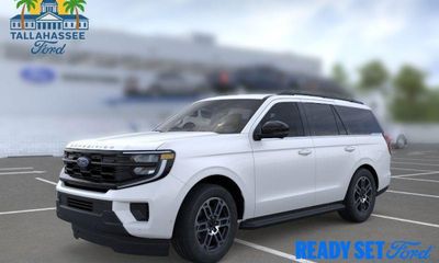 2026 Ford Expedition Active