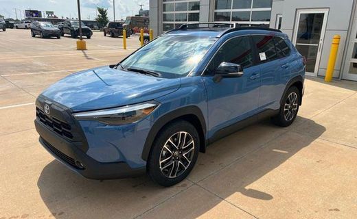 2026 Toyota Corolla Cross XLE