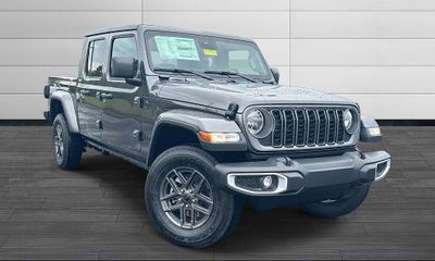 2025 Jeep Gladiator Sport