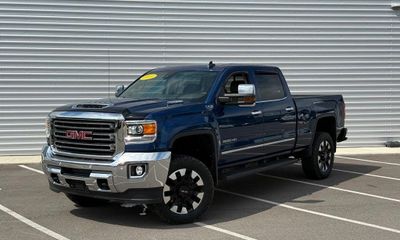 2019 GMC Sierra HD SLT