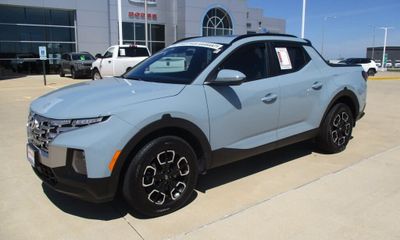 2023 Hyundai Santa Cruz SEL Premium