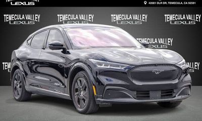 2021 Ford Mustang Mach-E California Route 1