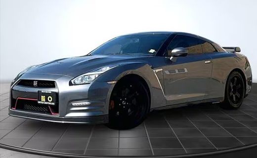 2015 Nissan GT-R Premium