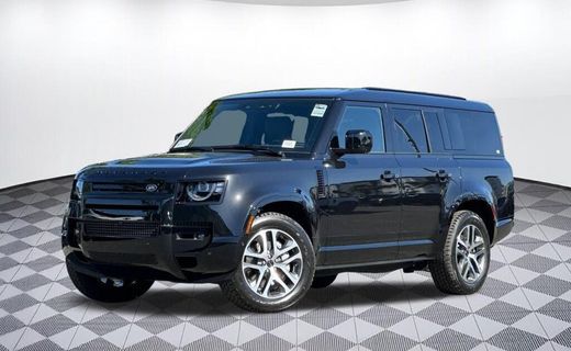 2026 Land Rover Defender 130 SE