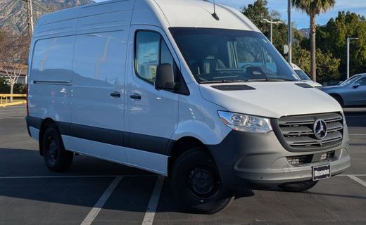 2026 Mercedes-Benz Sprinter 907