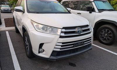 2017 Toyota Highlander XLE Hybrid