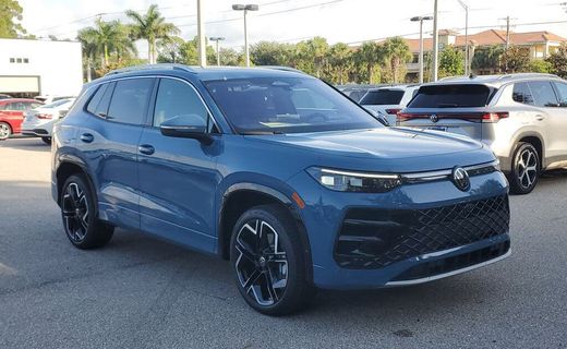 2026 Volkswagen Tiguan 4MOTION SEL