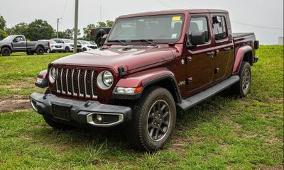 2021 Jeep Gladiator Overland