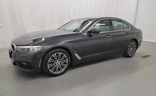 2018 BMW 530E
