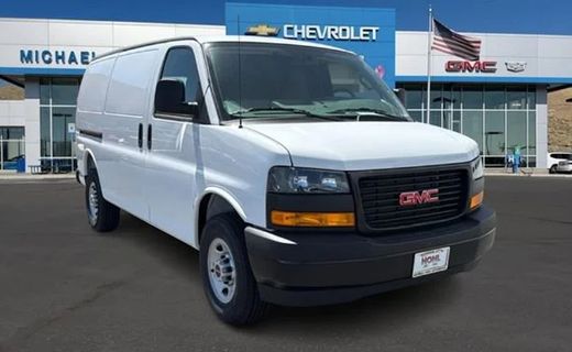 2026 GMC Savana 2500