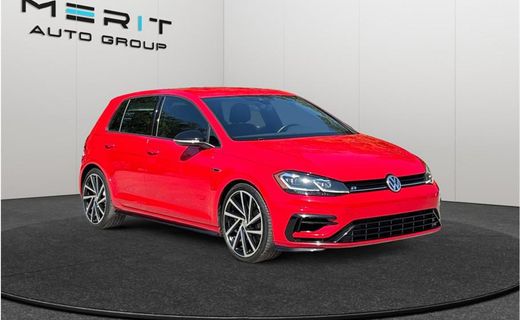 2018 Volkswagen Golf R Base