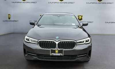 2023 BMW 530E Hybrid Plug
