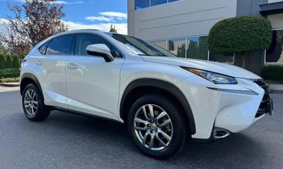 2015 Lexus NX 200T Luxury