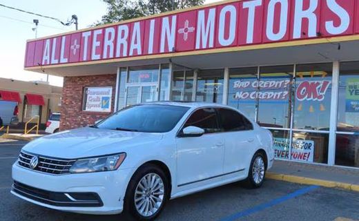 2017 Volkswagen Passat SE