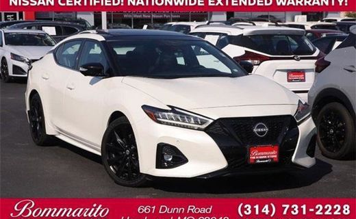 2023 Nissan Maxima SR