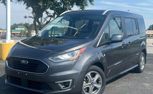 2019 Ford Transit Connect Titanium