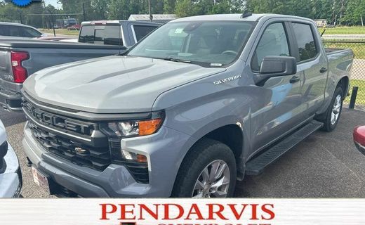 2024 Chevrolet Silverado Custom