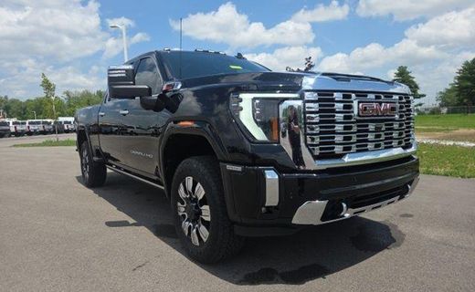 2024 GMC Sierra HD Denali