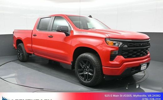 2025 Chevrolet Silverado Custom