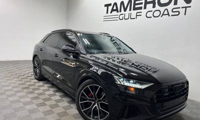 2022 Audi Q8 S Line Quattro