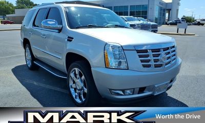 2014 Cadillac Escalade Luxury
