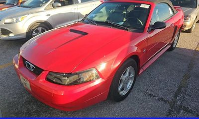 2002 Ford Mustang Base