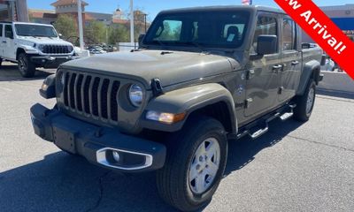 2020 Jeep Gladiator Sport