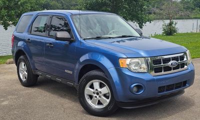 2010 Ford Escape XLS