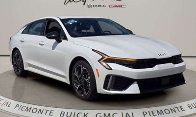 2025 Kia K5