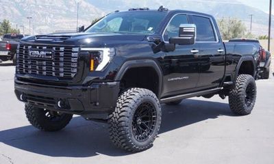 2025 GMC Sierra HD Denali Ultimate