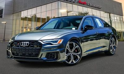2025 Audi S6 Quattro Premium Plus