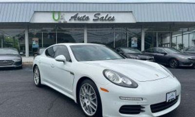 2015 Porsche Panamera