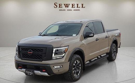 2021 Nissan Titan