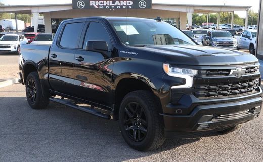 2022 Chevrolet Silverado RST