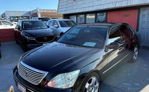 2005 Lexus LS 430