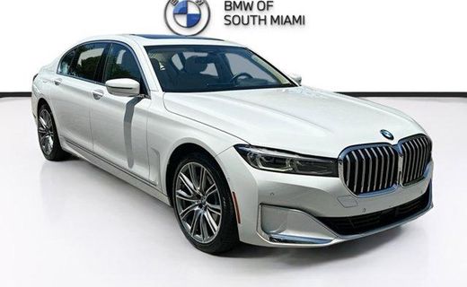2020 BMW 740I